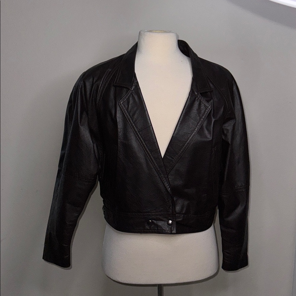 San Diego Leather Jacket Factory made in USA snap closure at waistband  large